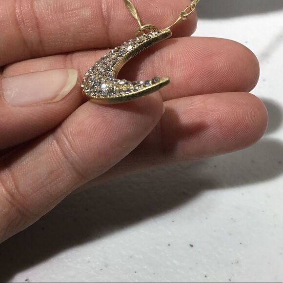 Canvas Ainsley Layered Moon Necklace (G2) - Picture 3 of 7